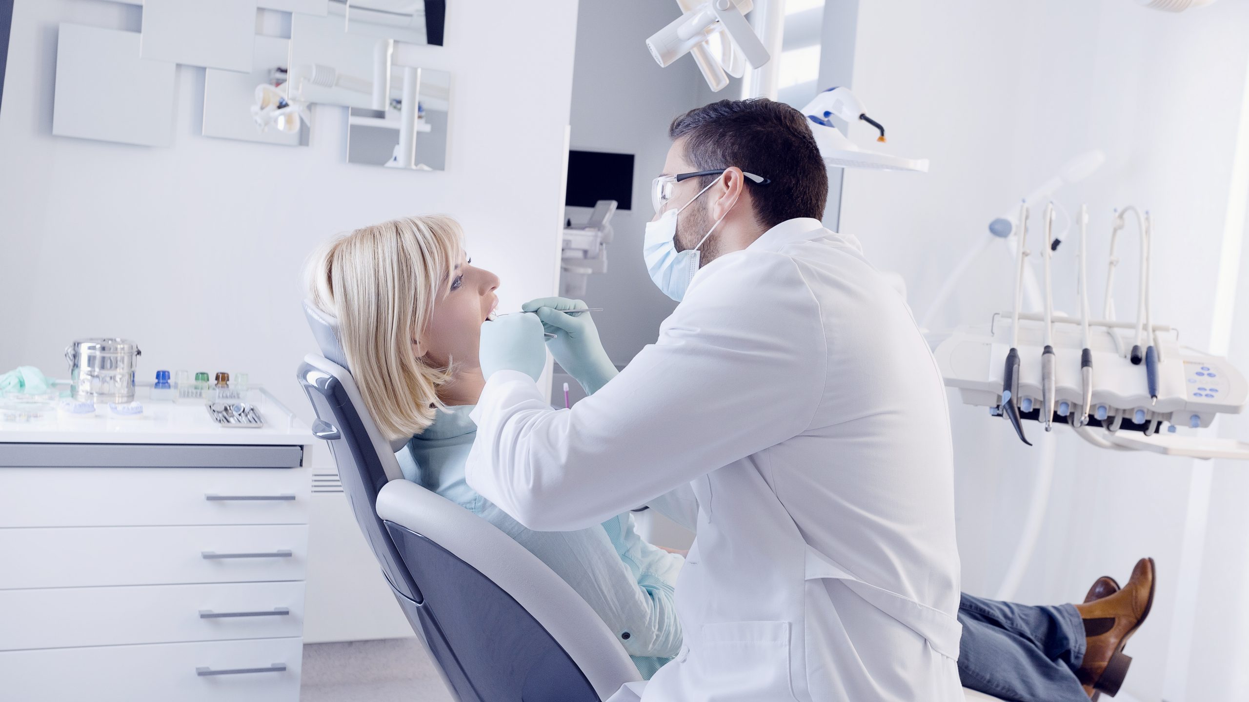 Dentist in White House, TN